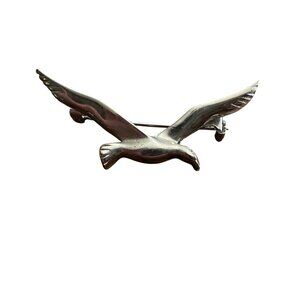 Vintage Brooch Bird Seagull Flight Silver Tone Pin Flying
